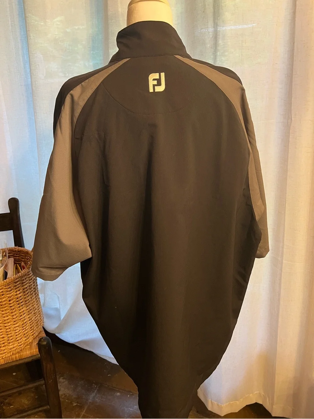 FootJoy Mens Large 1/4 Zip Short Sleeve Golf Windbreaker Jacket Black Gray L